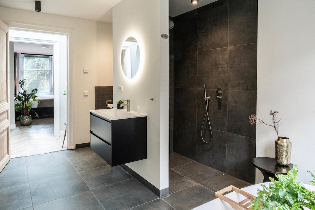 Xxl Loft With Bath Located Stadsvilla تيلبورغ المظهر الخارجي الصورة